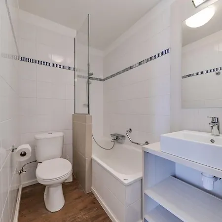 Holiday For 2 People With Bedroom *